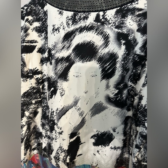 Chico’s Size 2 Geisha Girl Jacket Sequin embellishments around neck and edge - Picture 6 of 17